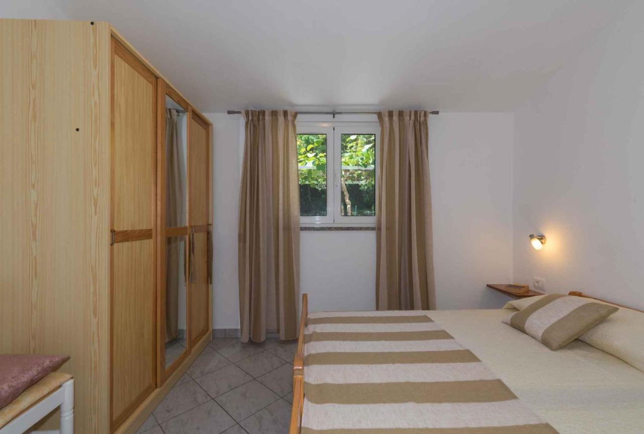 Apartments In Ravni/Istrien 30383 Ngoại thất bức ảnh