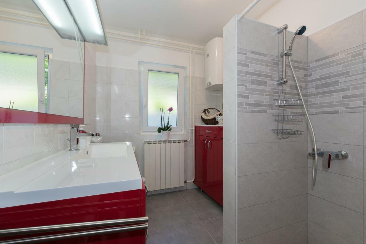 Apartments In Ravni/Istrien 30383 Ngoại thất bức ảnh